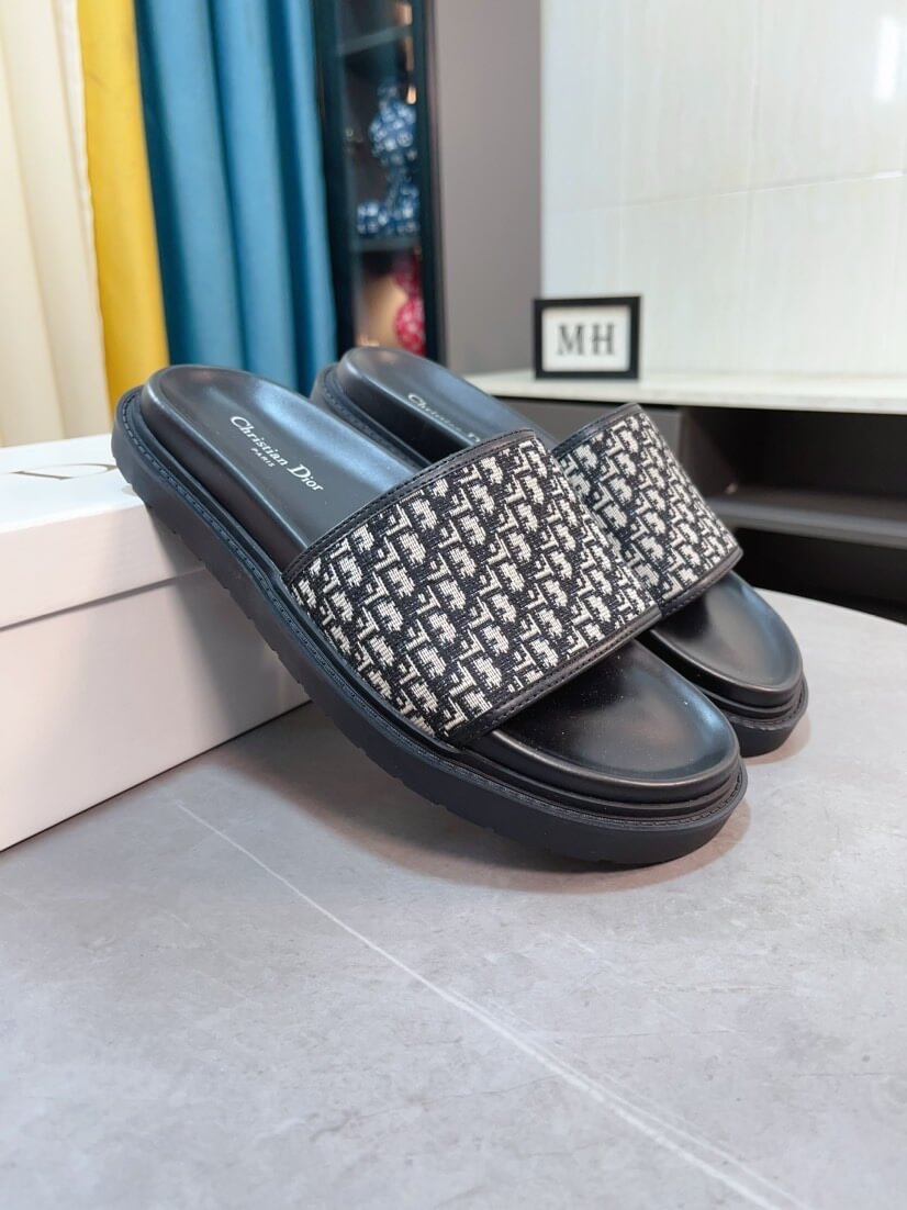 Zapatillas de piel jacquard