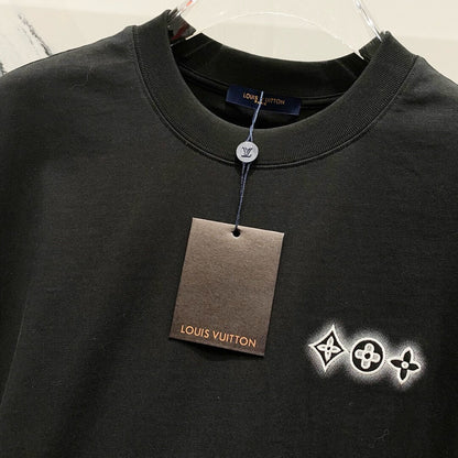 Camiseta bordada con inyección de tinta
