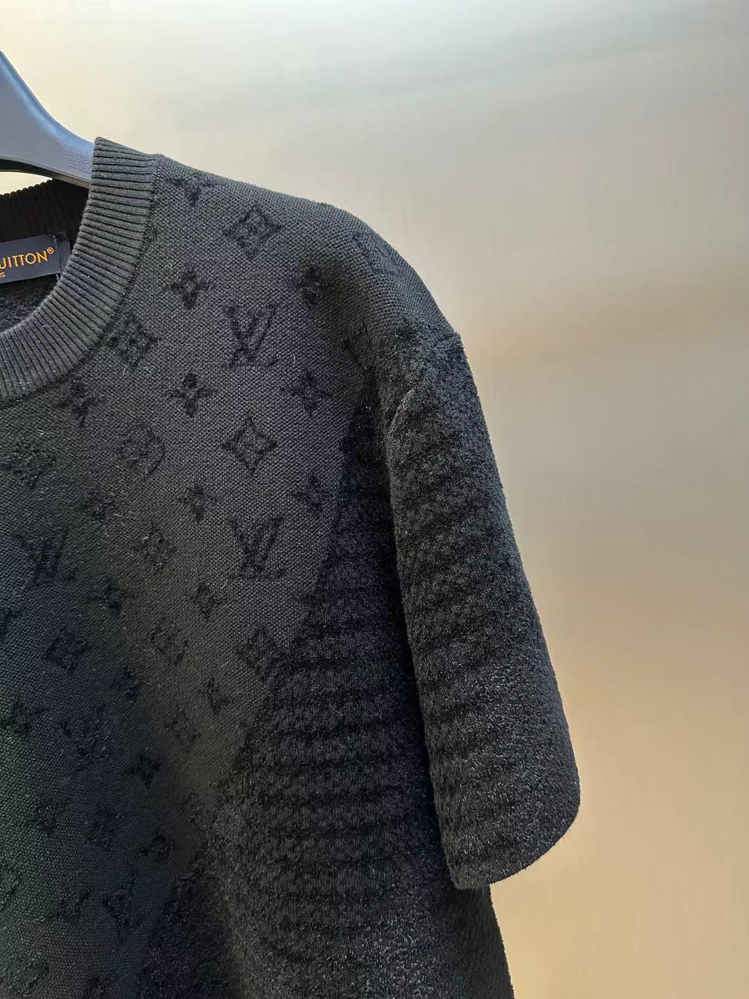 Camiseta flocada de jacquard 2025