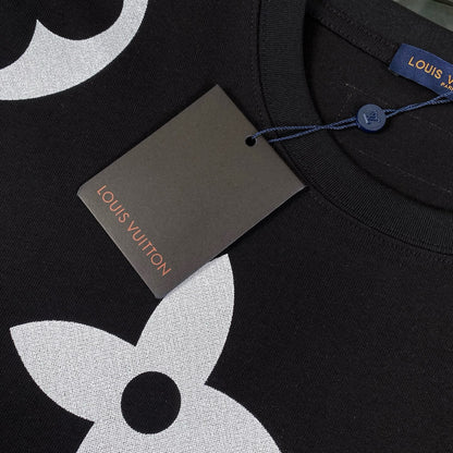 Camiseta con estampado degradado por toda la prenda