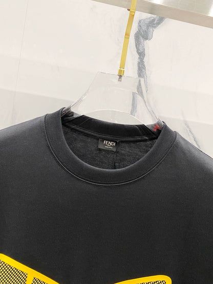 Camiseta con estampado de ojos