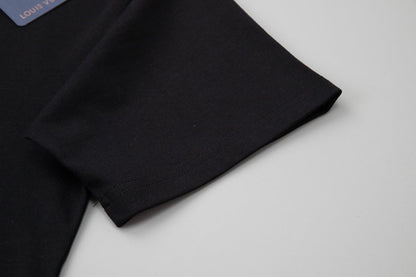 Camiseta con estampado de borlas de colores