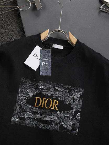 Camiseta con bordado de letras florales