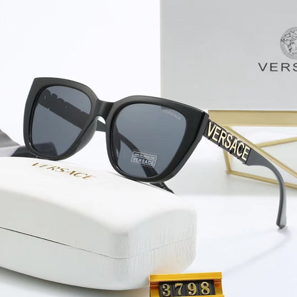 Gafas de sol minimalistas
