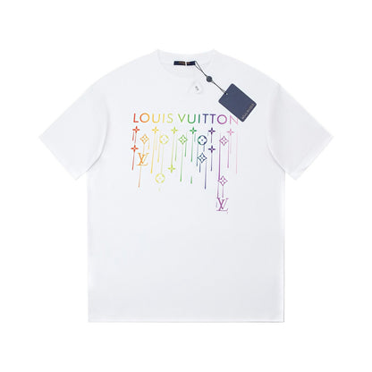 Camiseta con estampado de borlas de colores