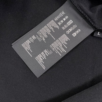 Camiseta con bolsillo utilitario