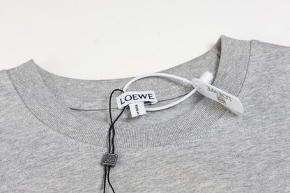 Camiseta con bordado de conejo