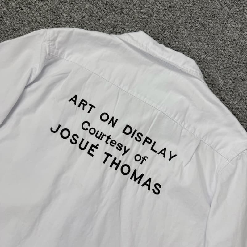 Camiseta vaquera blanca bordada 2025