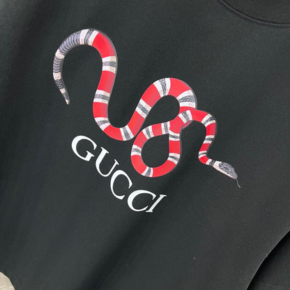 Camiseta con estampado de serpiente 2025
