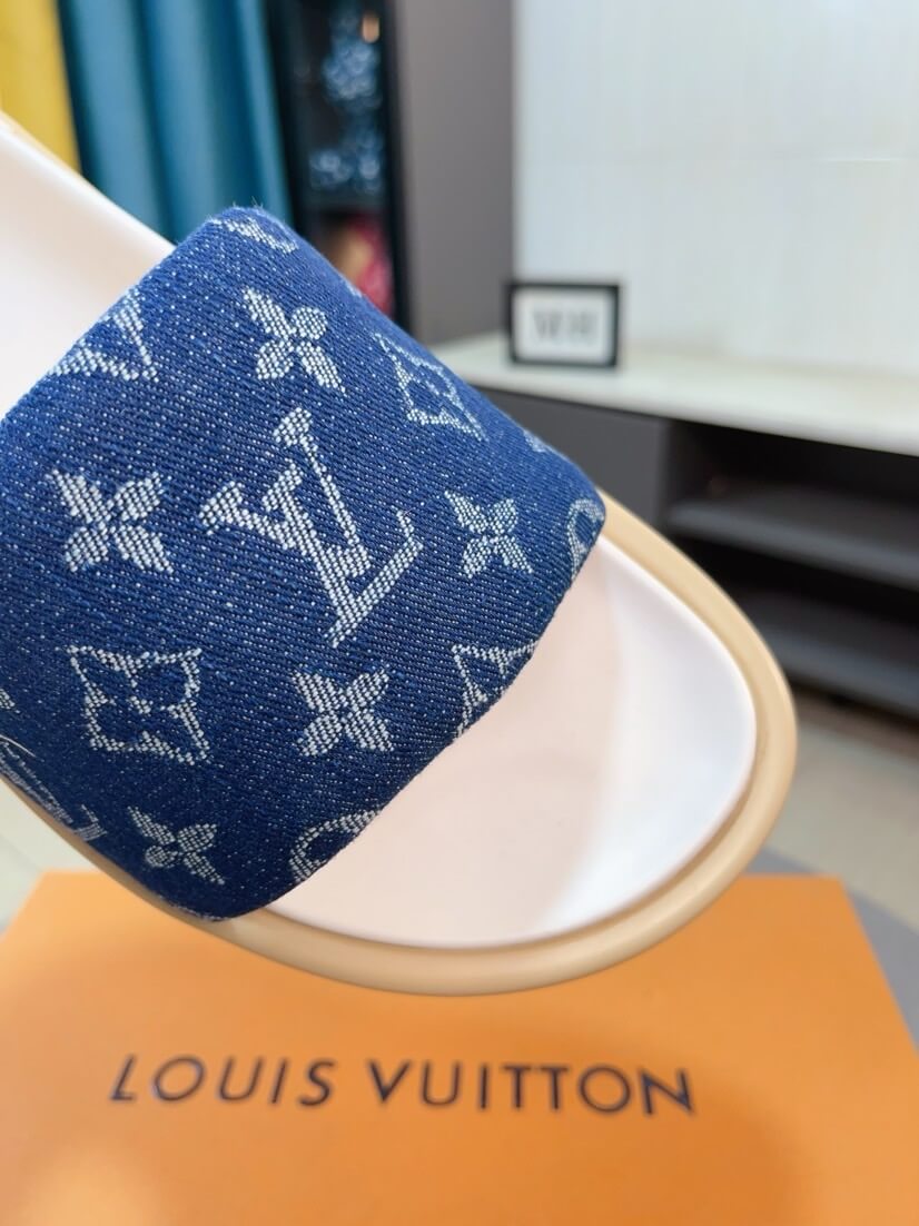Pantuflas clásicas con estampado integral