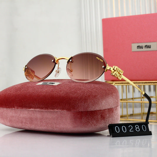 Lunettes de soleil ovales sans monture en métal cool