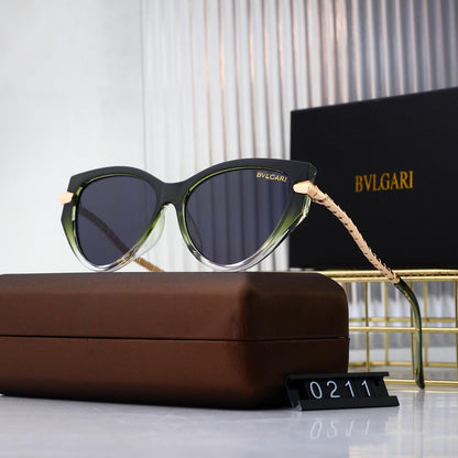 Gafas de sol estilo ojo de gato con patillas ligeramente curvadas y estilo retro chic