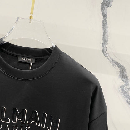 Camiseta con estampado de letras de doble sombra
