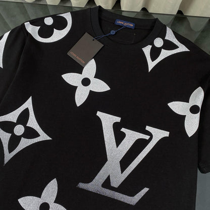 Camiseta con estampado degradado por toda la prenda