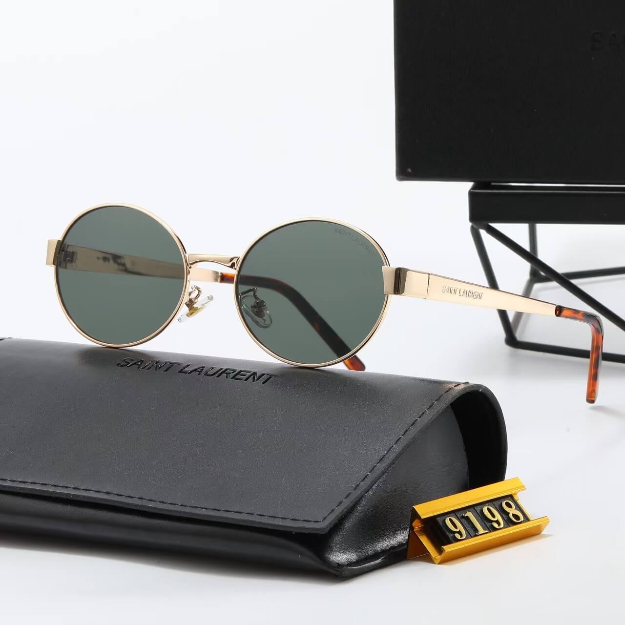 Gafas de sol clásicas y elegantes con montura redonda