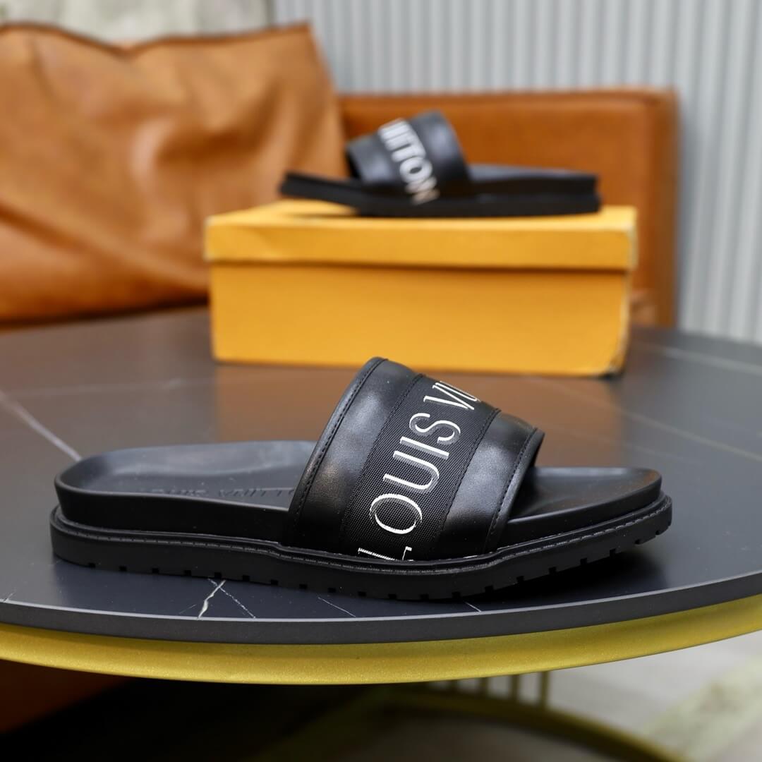 Chaussons à imprimé lettre