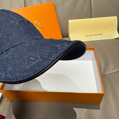Gorra de béisbol de mezclilla en relieve