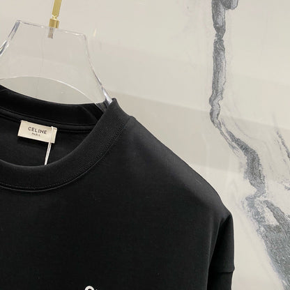 Camiseta con estampado sencillo