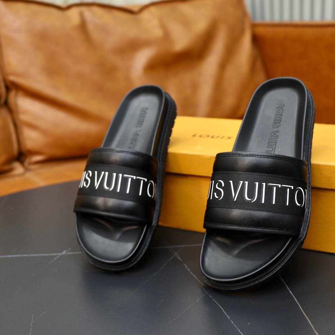 Chaussons à imprimé lettre