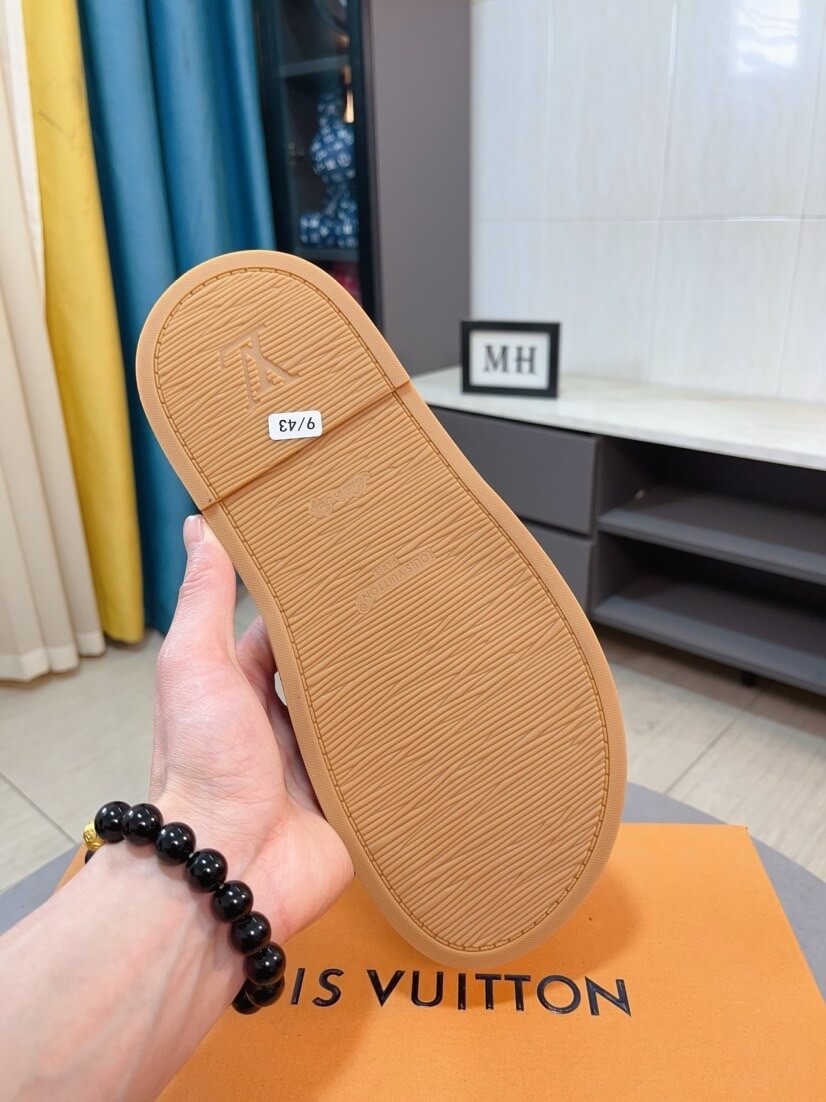 Pantuflas clásicas con estampado integral