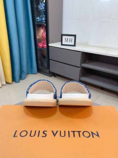 Pantuflas clásicas con estampado integral