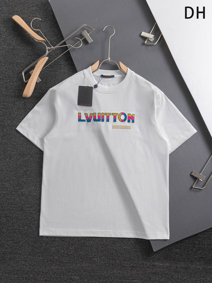 Camiseta bordada con estampado colorido