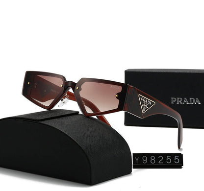 Gafas de sol modernas de estilo geek con montura completa