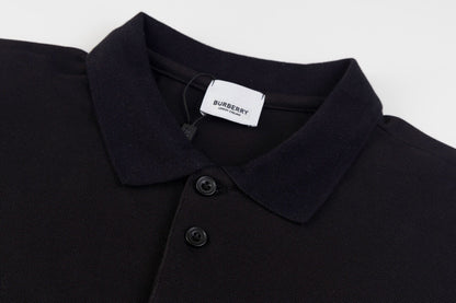 Camiseta polo con costuras de rayas marrones