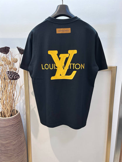 Camiseta con estampado delantero y trasero