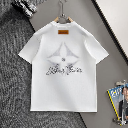 Nueva camiseta bordada 2025