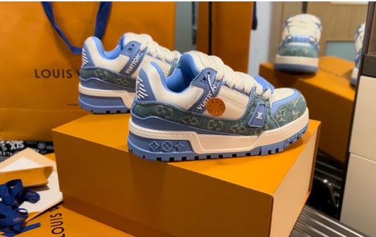 Trendy Blue Leather Sneakers