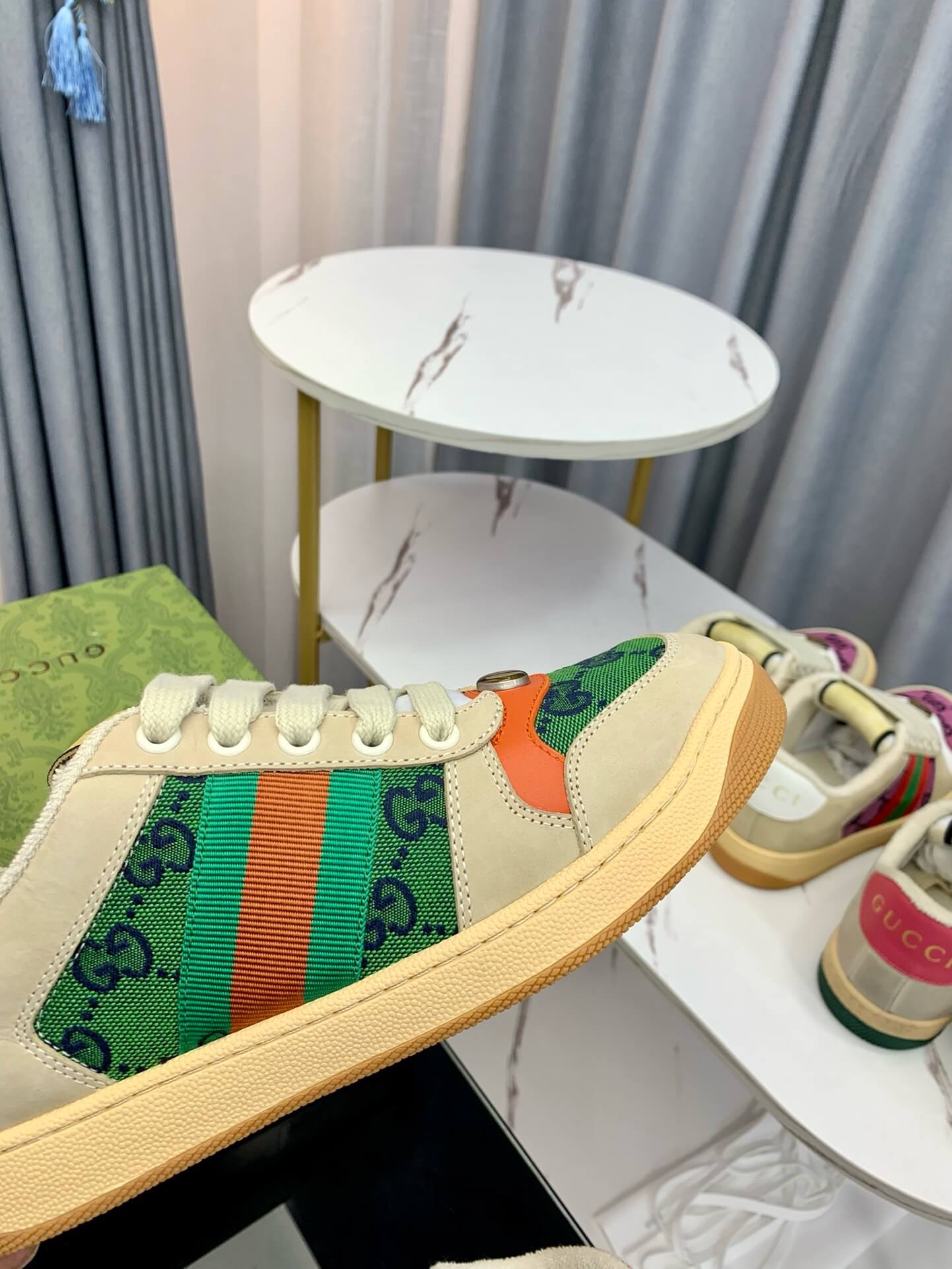 Green Double-G Design Sneakers