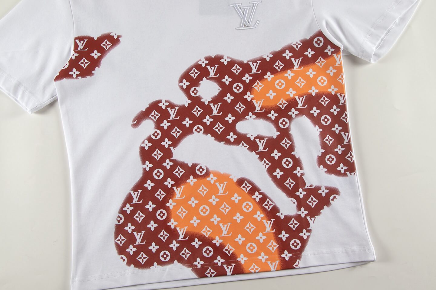 Camiseta con renderizado de degradado