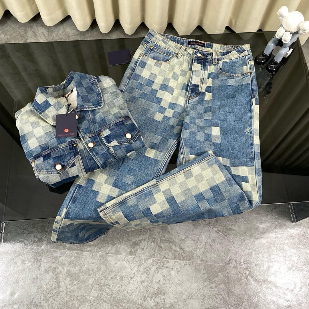 Veste à carreaux très populaire