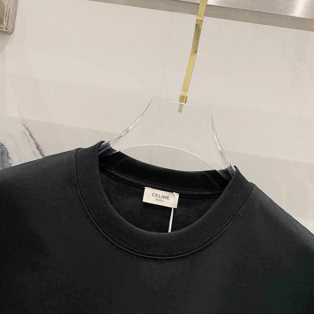 Camiseta con estampado sencillo