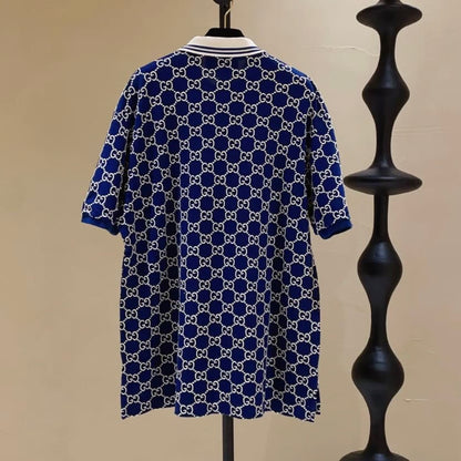 Polo clásico con estampado integral