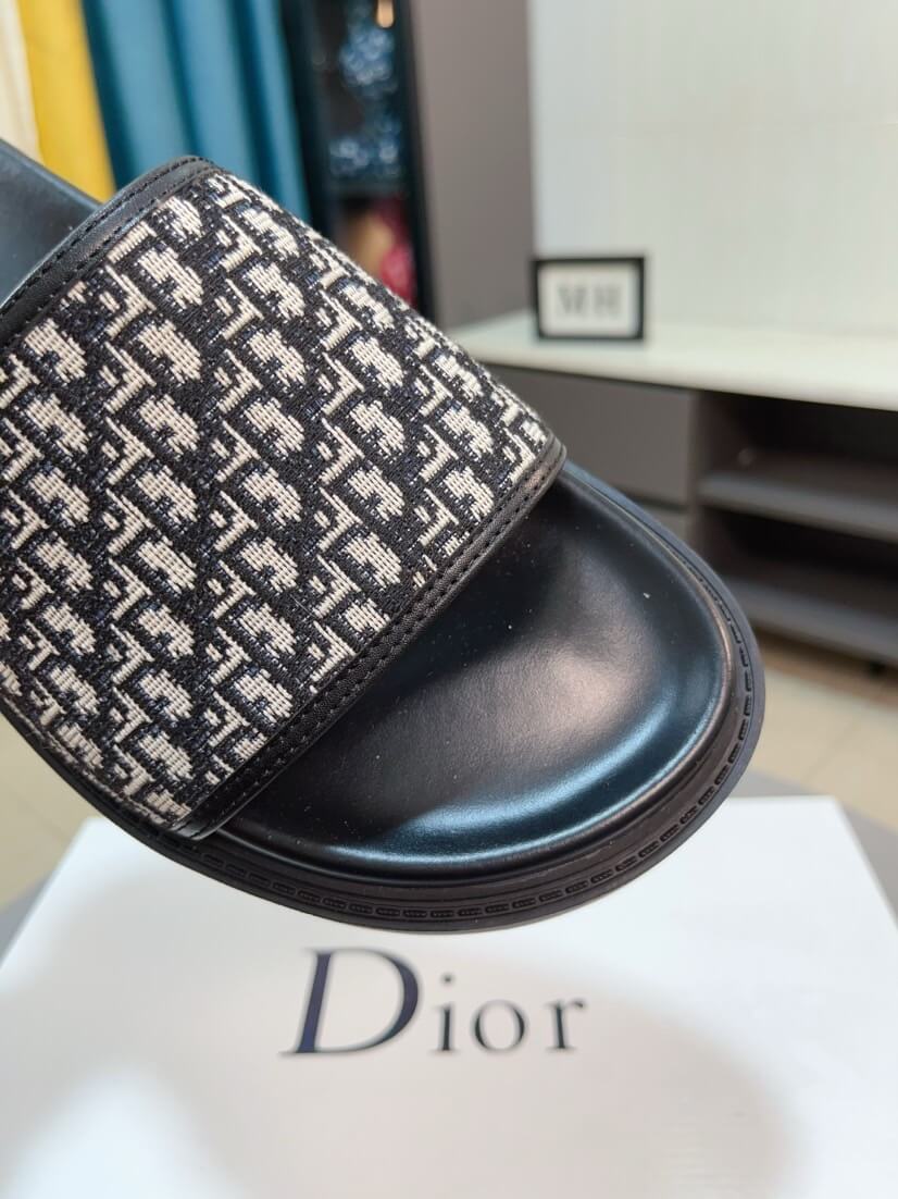 Zapatillas de piel jacquard
