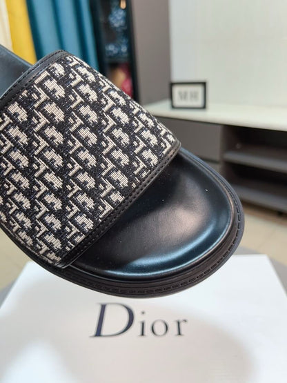 Zapatillas de piel jacquard