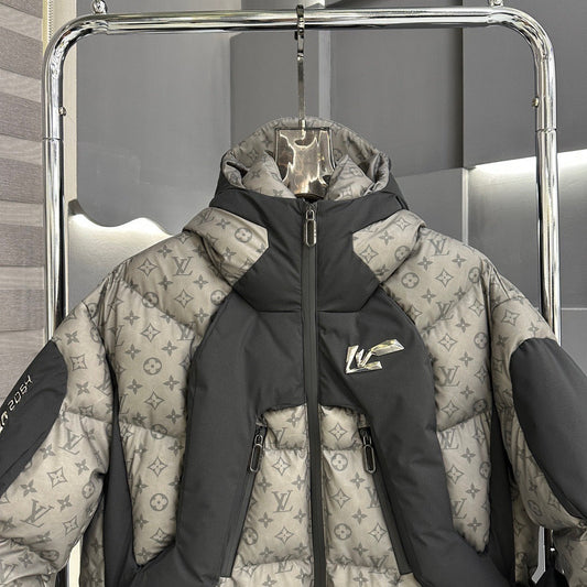 Temperature-sensitive color-changing fabric down jacket