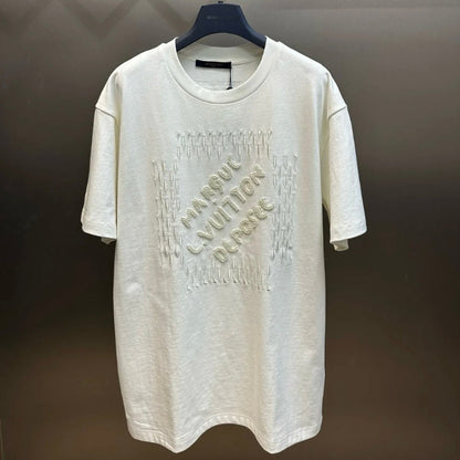 Camiseta bordada con perlas