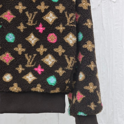 Chaqueta de piel de oveja con estampado integral