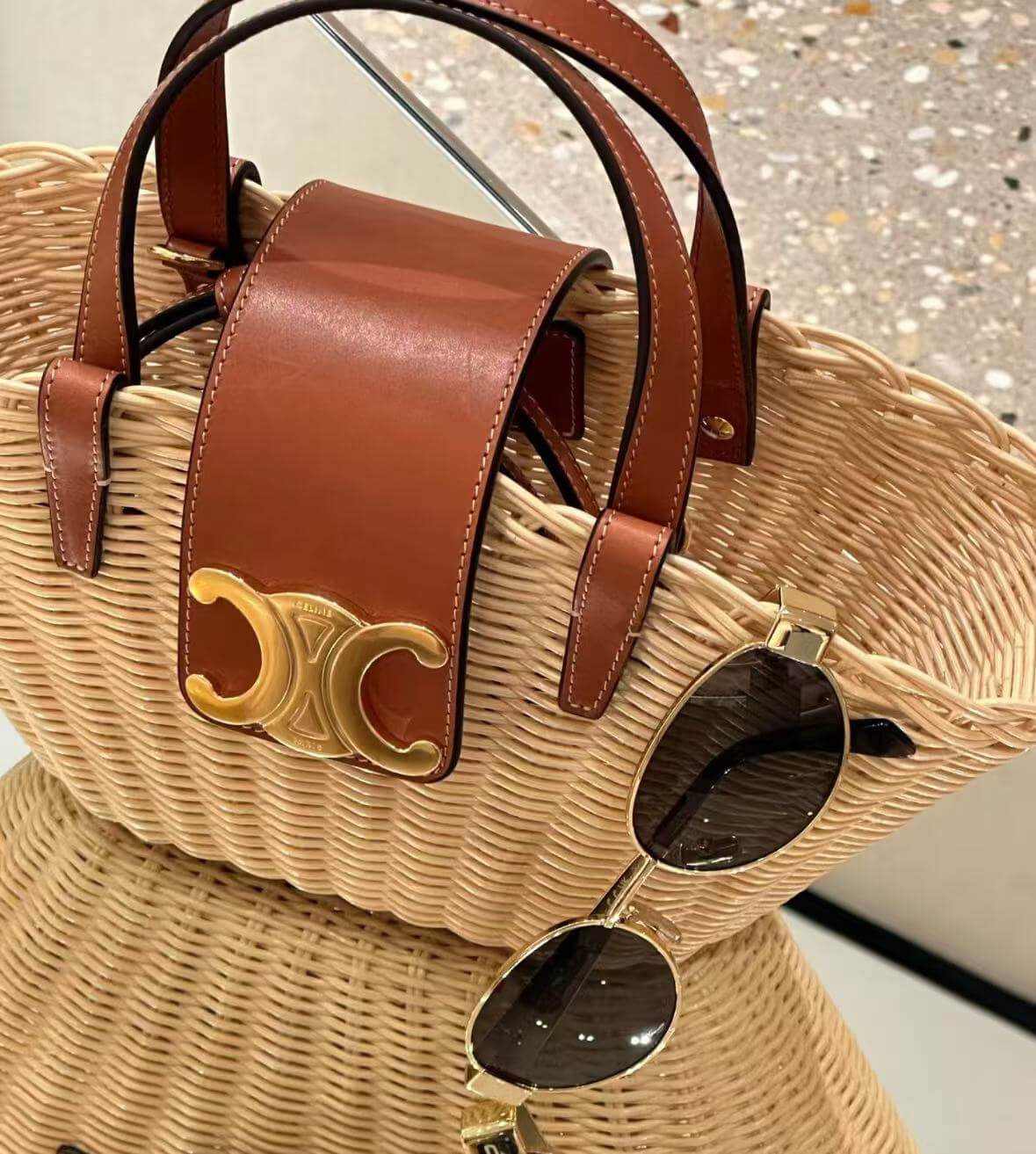 Bolso de hombro de bambú estilo resort