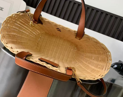 Bolso de hombro de bambú estilo resort