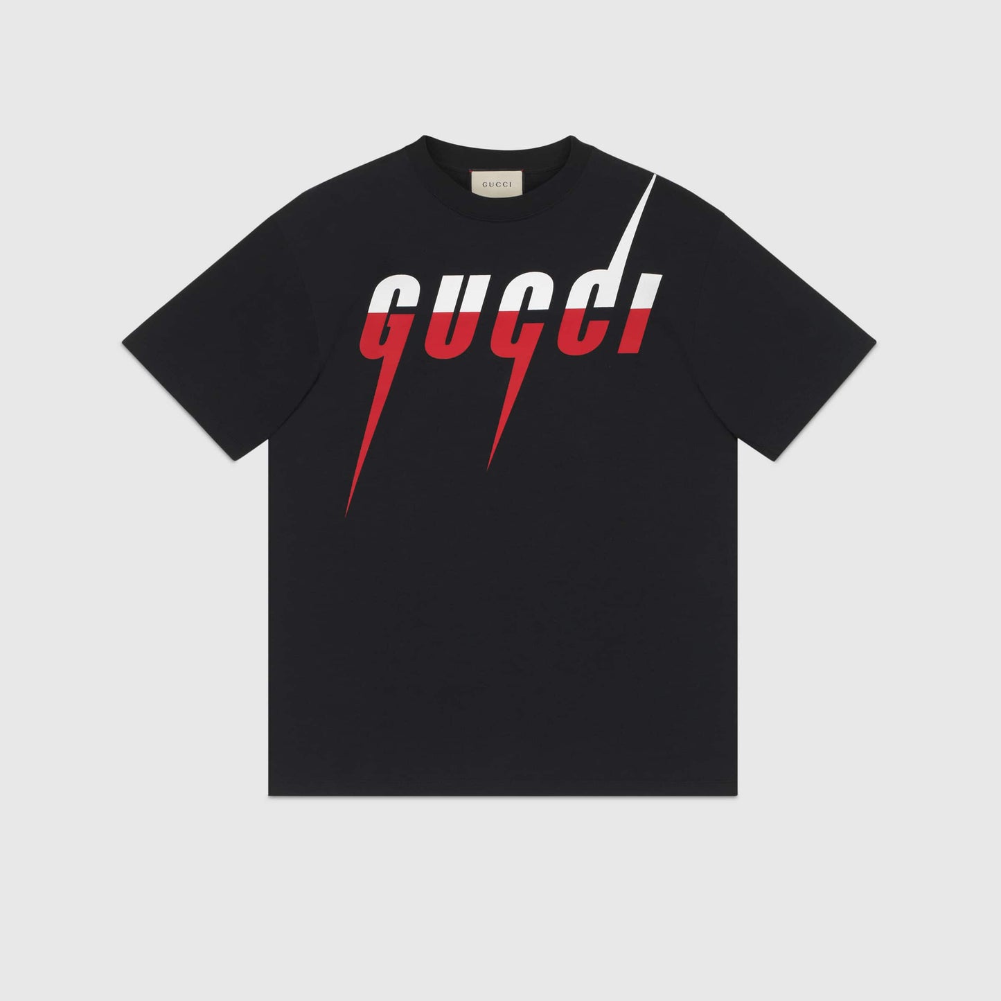 CAMISETA CON ESTAMPADO DE CUCHILLAS 