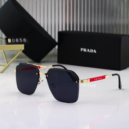 Gafas de sol con montura fina dorada
