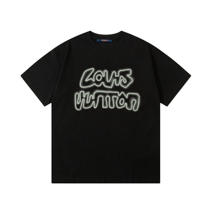 Camiseta con estampado de letras de espuma