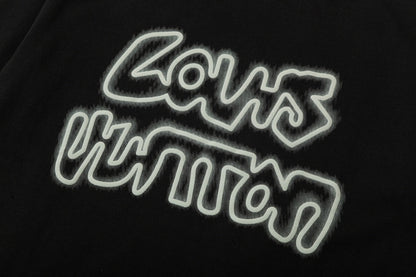 Camiseta con estampado de letras de espuma