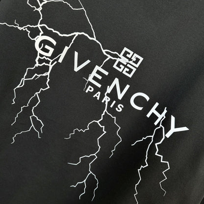 Camiseta con estampado de rayos