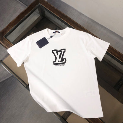 Camiseta con estampado en contraste de color blanco y negro
