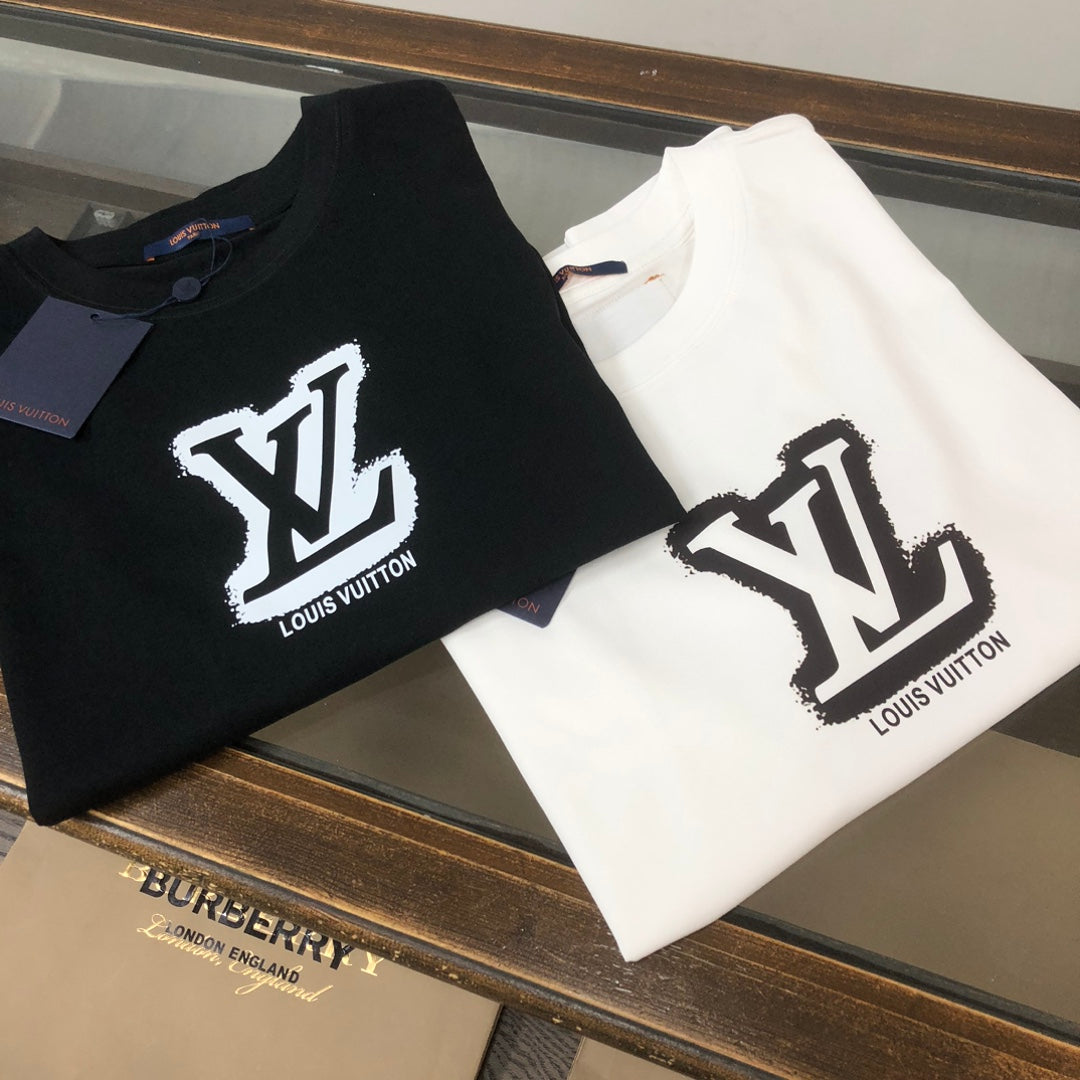 Camiseta con estampado en contraste de color blanco y negro